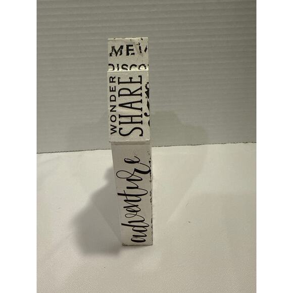 Family Love House Shaped Sign, Handmade, Words to Show Family Strength, Gift - Picture 5 of 7